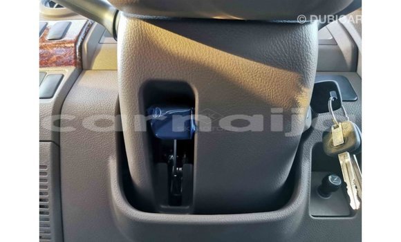 Buy Import Toyota Land Cruiser Beige Car in Import - Dubai in Abia State Buy Import Toyota Land Cruiser Beige Car in Import - Dubai in Abia State