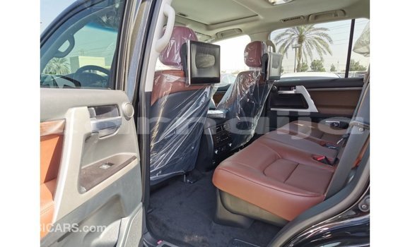 Acheter Import Voiture Toyota Land Cruiser Noir à Import - Dubai, État d'Abia Acheter Import Voiture Toyota Land Cruiser Noir à Import - Dubai, État d'Abia