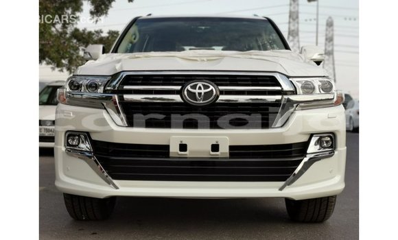 Buy Import Toyota Land Cruiser White Car in Import - Dubai in Abia State Buy Import Toyota Land Cruiser White Car in Import - Dubai in Abia State