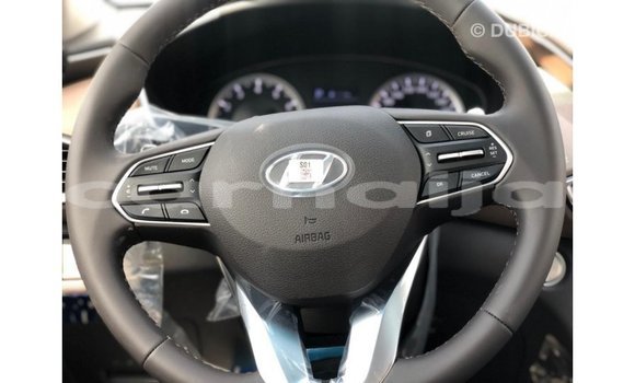 Acheter Import Voiture Hyundai Santa Fe Blanc à Import - Dubai, État d'Abia Acheter Import Voiture Hyundai Santa Fe Blanc à Import - Dubai, État d'Abia