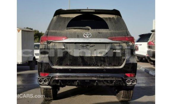 Acheter Import Voiture Toyota Fortuner Noir à Import - Dubai, État d'Abia Acheter Import Voiture Toyota Fortuner Noir à Import - Dubai, État d'Abia