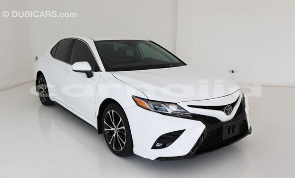 Buy Import Toyota Camry White Car in Import - Dubai in Abia State Buy Import Toyota Camry White Car in Import - Dubai in Abia State
