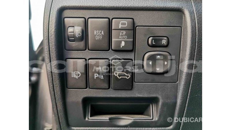 Big with watermark toyota land cruiser abia state import dubai 16837