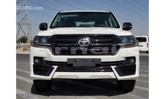 Acheter Import Voiture Toyota Land Cruiser Blanc à Import - Dubai, État d'Abia Acheter Import Voiture Toyota Land Cruiser Blanc à Import - Dubai, État d'Abia