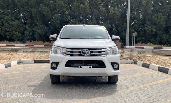 Buy Import Toyota Hilux White Car in Import - Dubai in Abia State Buy Import Toyota Hilux White Car in Import - Dubai in Abia State