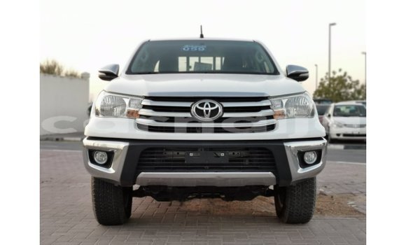 Buy Import Toyota Hilux White Car in Import - Dubai in Abia State Buy Import Toyota Hilux White Car in Import - Dubai in Abia State