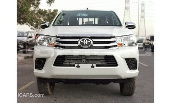 Buy Import Toyota Hilux White Car in Import - Dubai in Abia State Buy Import Toyota Hilux White Car in Import - Dubai in Abia State