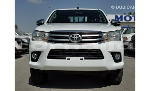Acheter Import Voiture Toyota Hilux Blanc à Import - Dubai, État d'Abia Acheter Import Voiture Toyota Hilux Blanc à Import - Dubai, État d'Abia