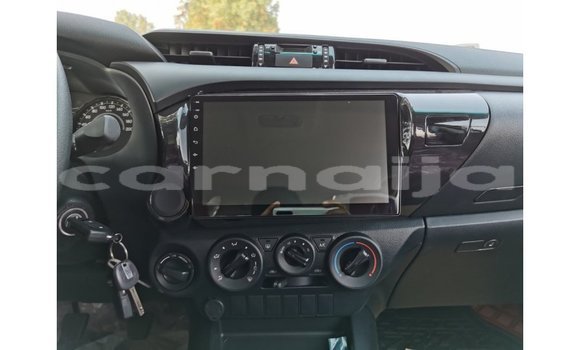 Buy Import Toyota Hilux White Car in Import - Dubai in Abia State Buy Import Toyota Hilux White Car in Import - Dubai in Abia State