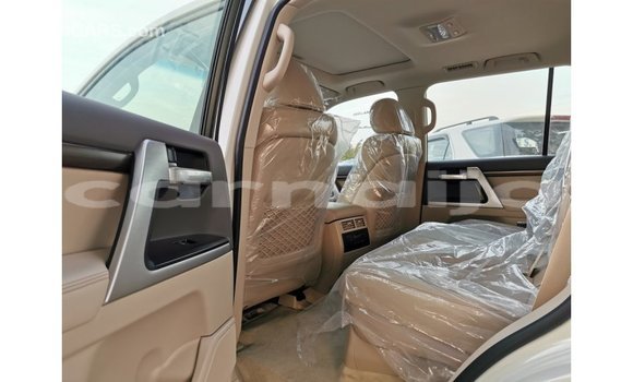 Buy Import Toyota Land Cruiser White Car in Import - Dubai in Abia State Buy Import Toyota Land Cruiser White Car in Import - Dubai in Abia State