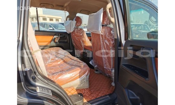 Acheter Import Voiture Toyota Land Cruiser Autre à Import - Dubai, État d'Abia Acheter Import Voiture Toyota Land Cruiser Autre à Import - Dubai, État d'Abia
