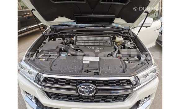 Buy Import Toyota Land Cruiser White Car in Import - Dubai in Abia State Buy Import Toyota Land Cruiser White Car in Import - Dubai in Abia State