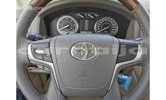 Acheter Import Voiture Toyota Land Cruiser Blanc à Import - Dubai, État d'Abia Acheter Import Voiture Toyota Land Cruiser Blanc à Import - Dubai, État d'Abia
