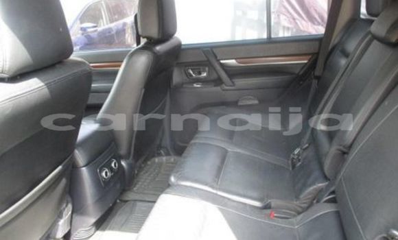 Acheter Occasion Voiture Mitsubishi Pajero Noir à Lagos, État de Lagos Acheter Occasion Voiture Mitsubishi Pajero Noir à Lagos, État de Lagos