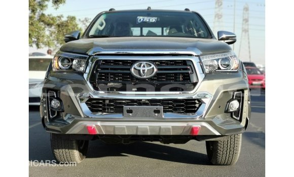 Buy Import Toyota Hilux Green Car in Import - Dubai in Abia State Buy Import Toyota Hilux Green Car in Import - Dubai in Abia State