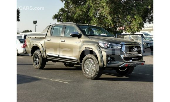 Buy Import Toyota Hilux Green Car in Import - Dubai in Abia State Buy Import Toyota Hilux Green Car in Import - Dubai in Abia State