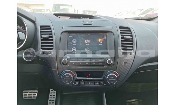 Buy Import Kia Cerato White Car in Import - Dubai in Abia State Buy Import Kia Cerato White Car in Import - Dubai in Abia State