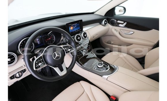 Acheter Import Utilitaire Mercedes‒Benz 1117 Bleu à Import - Dubai, État d'Abia Acheter Import Utilitaire Mercedes‒Benz 1117 Bleu à Import - Dubai, État d'Abia
