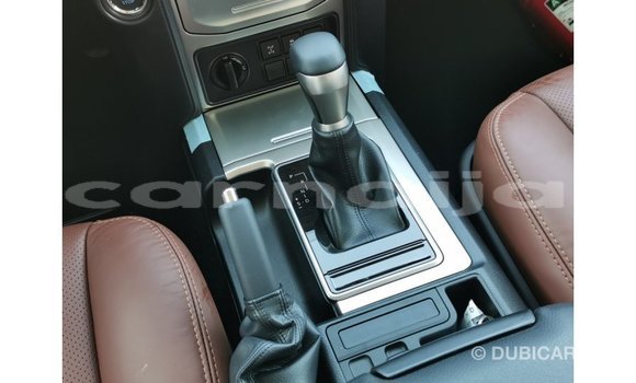 Acheter Import Voiture Toyota Prado Blanc à Import - Dubai, État d'Abia Acheter Import Voiture Toyota Prado Blanc à Import - Dubai, État d'Abia