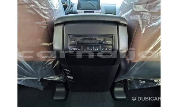 Acheter Import Voiture Toyota Prado Blanc à Import - Dubai, État d'Abia Acheter Import Voiture Toyota Prado Blanc à Import - Dubai, État d'Abia