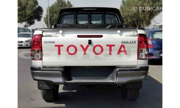 Buy Import Toyota Hilux White Car in Import - Dubai in Abia State Buy Import Toyota Hilux White Car in Import - Dubai in Abia State