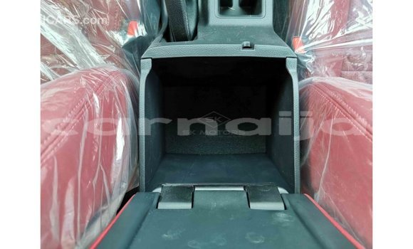 Buy Import Toyota Hilux White Car in Import - Dubai in Abia State Buy Import Toyota Hilux White Car in Import - Dubai in Abia State