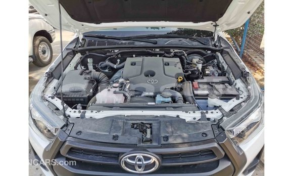 Buy Import Toyota Hilux White Car in Import - Dubai in Abia State Buy Import Toyota Hilux White Car in Import - Dubai in Abia State