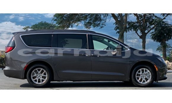 Buy Import Chrysler Voyager Other Car in Import - Dubai in Abia State Buy Import Chrysler Voyager Other Car in Import - Dubai in Abia State