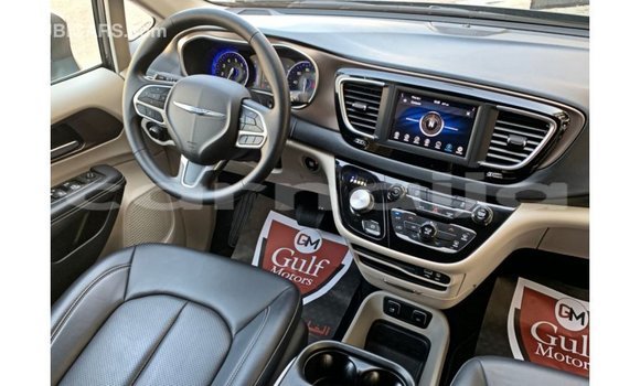 Buy Import Chrysler Voyager Other Car in Import - Dubai in Abia State Buy Import Chrysler Voyager Other Car in Import - Dubai in Abia State