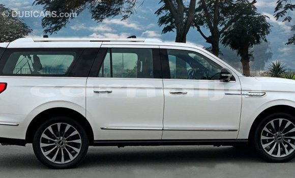 Buy Import Lincoln Navigator White Car in Import - Dubai in Abia State Buy Import Lincoln Navigator White Car in Import - Dubai in Abia State