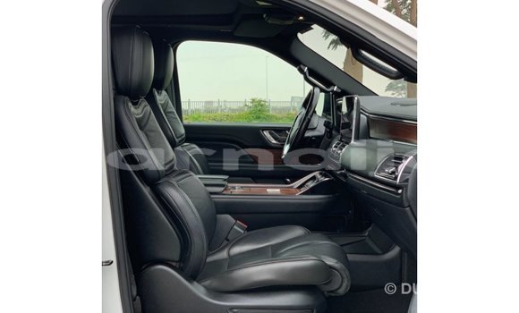 Buy Import Lincoln Navigator White Car in Import - Dubai in Abia State Buy Import Lincoln Navigator White Car in Import - Dubai in Abia State