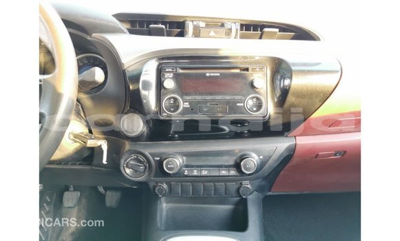 Buy Import Toyota Hilux White Car in Import - Dubai in Abia State Buy Import Toyota Hilux White Car in Import - Dubai in Abia State