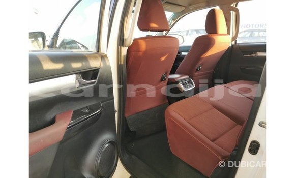 Buy Import Toyota Hilux White Car in Import - Dubai in Abia State Buy Import Toyota Hilux White Car in Import - Dubai in Abia State