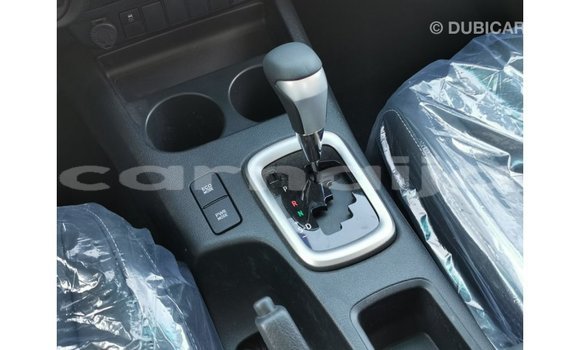 Acheter Import Voiture Toyota Hilux Vert à Import - Dubai, État d'Abia Acheter Import Voiture Toyota Hilux Vert à Import - Dubai, État d'Abia