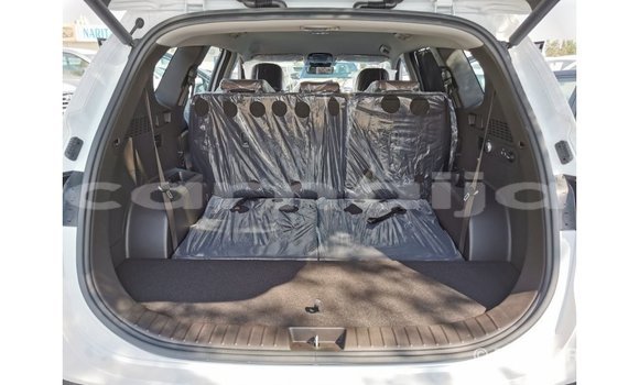 Acheter Import Voiture Hyundai Santa Fe Blanc à Import - Dubai, État d'Abia Acheter Import Voiture Hyundai Santa Fe Blanc à Import - Dubai, État d'Abia