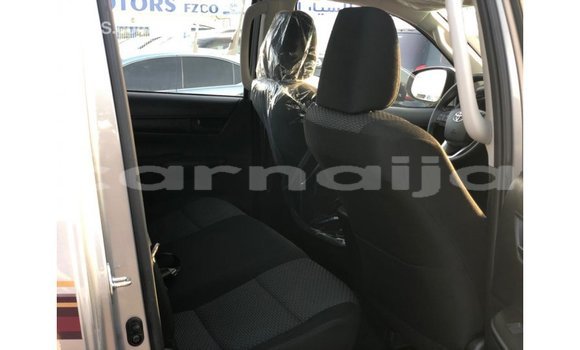 Buy Import Toyota Hilux White Car in Import - Dubai in Abia State Buy Import Toyota Hilux White Car in Import - Dubai in Abia State