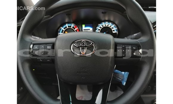 Buy Import Toyota Hilux White Car in Import - Dubai in Abia State Buy Import Toyota Hilux White Car in Import - Dubai in Abia State