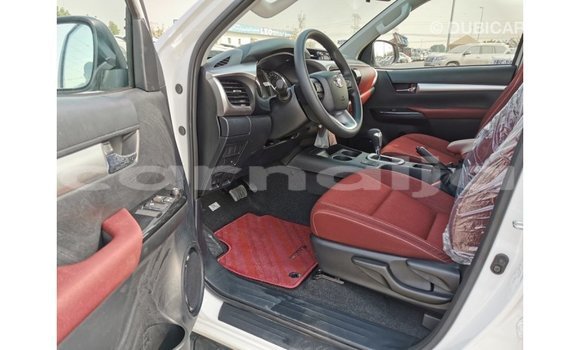 Buy Import Toyota Hilux White Car in Import - Dubai in Abia State Buy Import Toyota Hilux White Car in Import - Dubai in Abia State