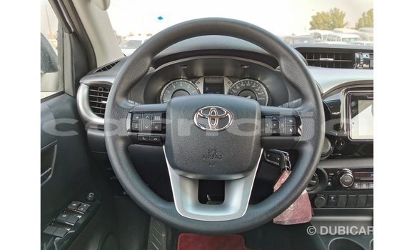 Buy Import Toyota Hilux White Car in Import - Dubai in Abia State Buy Import Toyota Hilux White Car in Import - Dubai in Abia State