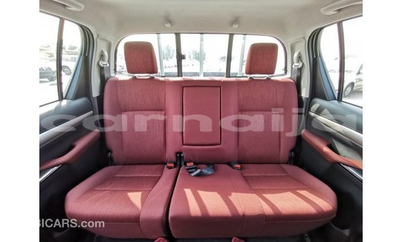 Buy Import Toyota Hilux White Car in Import - Dubai in Abia State Buy Import Toyota Hilux White Car in Import - Dubai in Abia State
