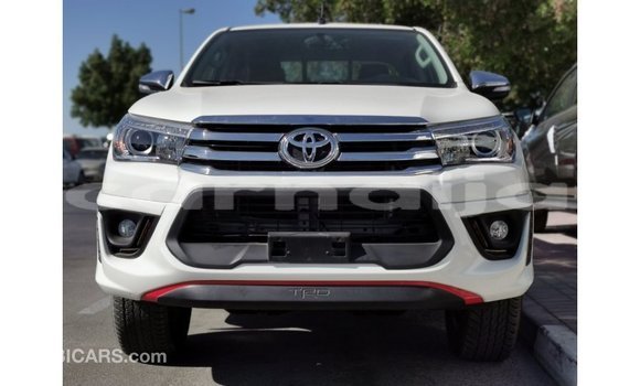 Buy Import Toyota Hilux White Car in Import - Dubai in Abia State Buy Import Toyota Hilux White Car in Import - Dubai in Abia State