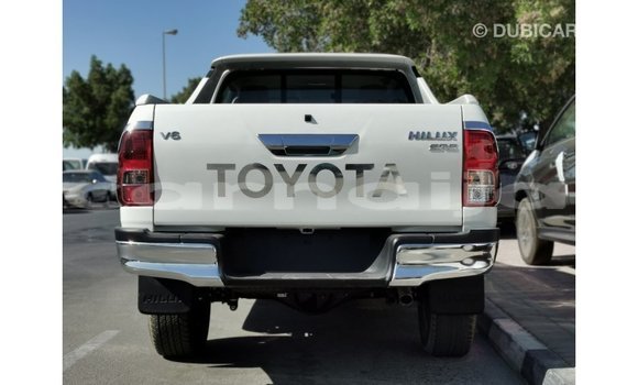 Buy Import Toyota Hilux White Car in Import - Dubai in Abia State Buy Import Toyota Hilux White Car in Import - Dubai in Abia State