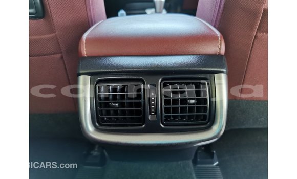 Buy Import Toyota Hilux White Car in Import - Dubai in Abia State Buy Import Toyota Hilux White Car in Import - Dubai in Abia State