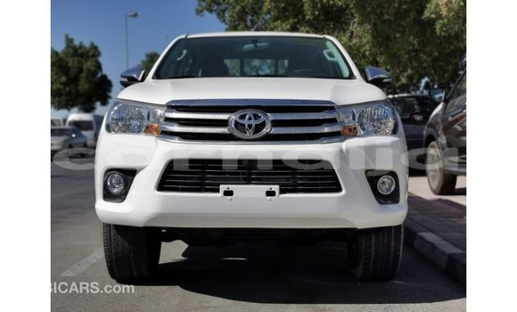 Buy Import Toyota Hilux White Car in Import - Dubai in Abia State Buy Import Toyota Hilux White Car in Import - Dubai in Abia State