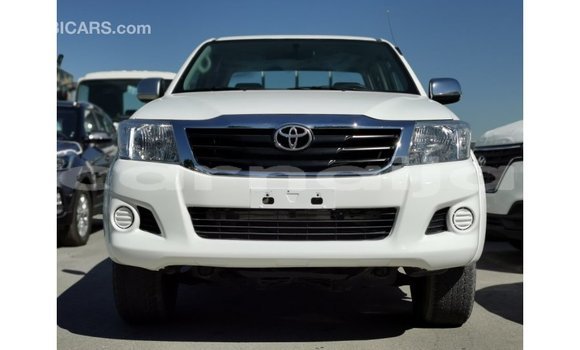 Acheter Import Voiture Toyota Hilux Blanc à Import - Dubai, État d'Abia Acheter Import Voiture Toyota Hilux Blanc à Import - Dubai, État d'Abia
