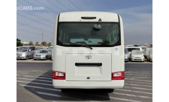 Buy Import Toyota Coaster White Car in Import - Dubai in Abia State Buy Import Toyota Coaster White Car in Import - Dubai in Abia State