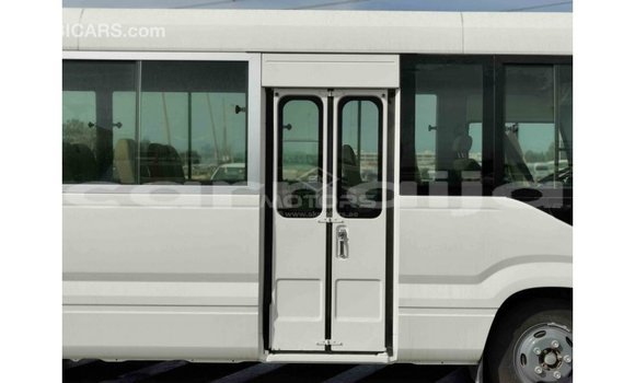 Buy Import Toyota Coaster White Car in Import - Dubai in Abia State Buy Import Toyota Coaster White Car in Import - Dubai in Abia State