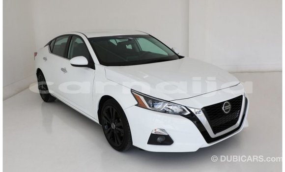 Buy Import Nissan Altima White Car in Import - Dubai in Abia State Buy Import Nissan Altima White Car in Import - Dubai in Abia State