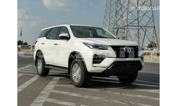 Buy Import Toyota Fortuner White Car in Import - Dubai in Abia State Buy Import Toyota Fortuner White Car in Import - Dubai in Abia State