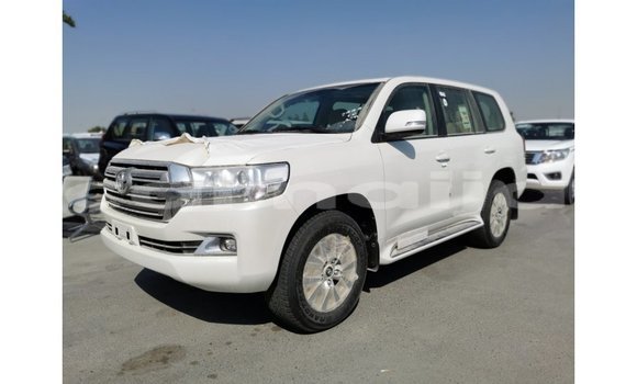 Acheter Import Voiture Toyota Land Cruiser Blanc à Import - Dubai, État d'Abia